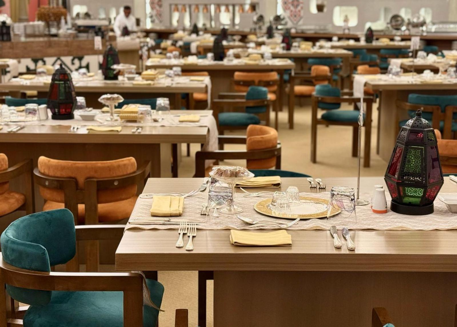 Hotel The Venue Jeddah Corniche Zewnętrze zdjęcie The dining room at the Emirates Lounge at Dubai International Airport